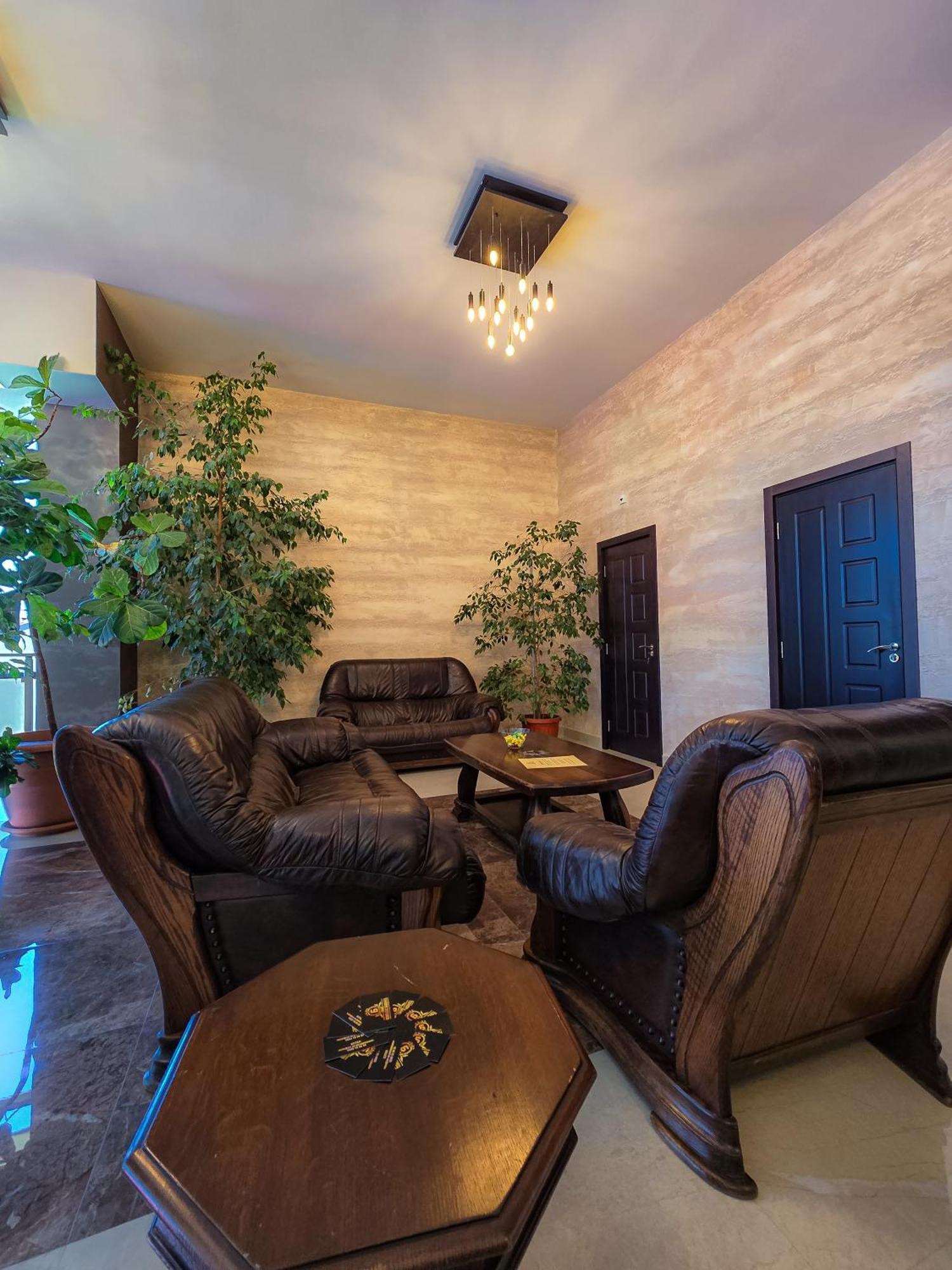 Комплекс Бабенец Hotel Gorna Oryakhovitsa Exterior photo